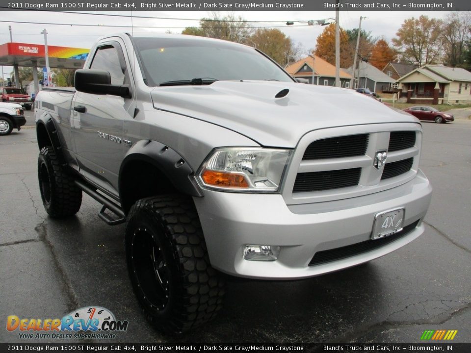 2011 Dodge Ram 1500 ST Regular Cab 4x4 Bright Silver Metallic / Dark Slate Gray/Medium Graystone Photo #5