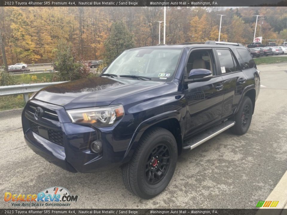 Front 3/4 View of 2023 Toyota 4Runner SR5 Premium 4x4 Photo #7