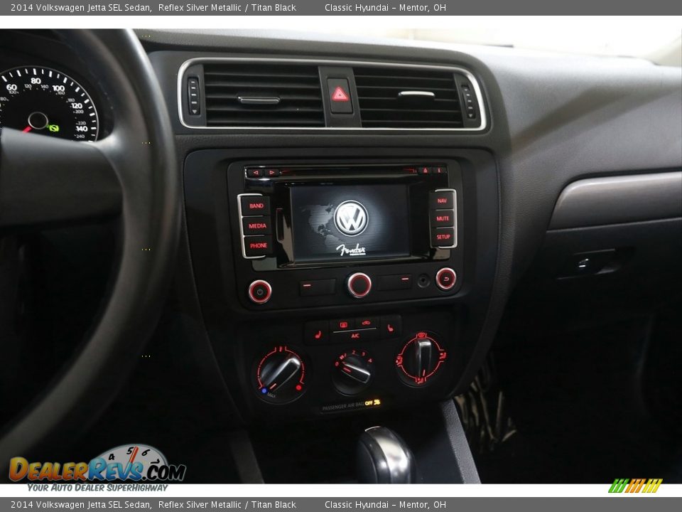 Controls of 2014 Volkswagen Jetta SEL Sedan Photo #9