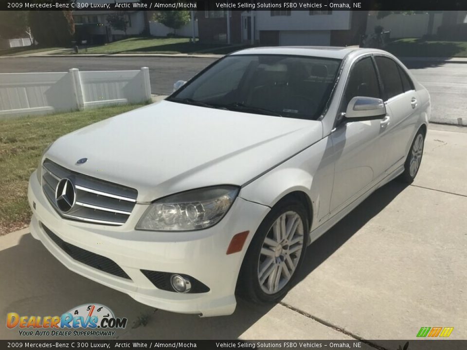 2009 Mercedes-Benz C 300 Luxury Arctic White / Almond/Mocha Photo #8