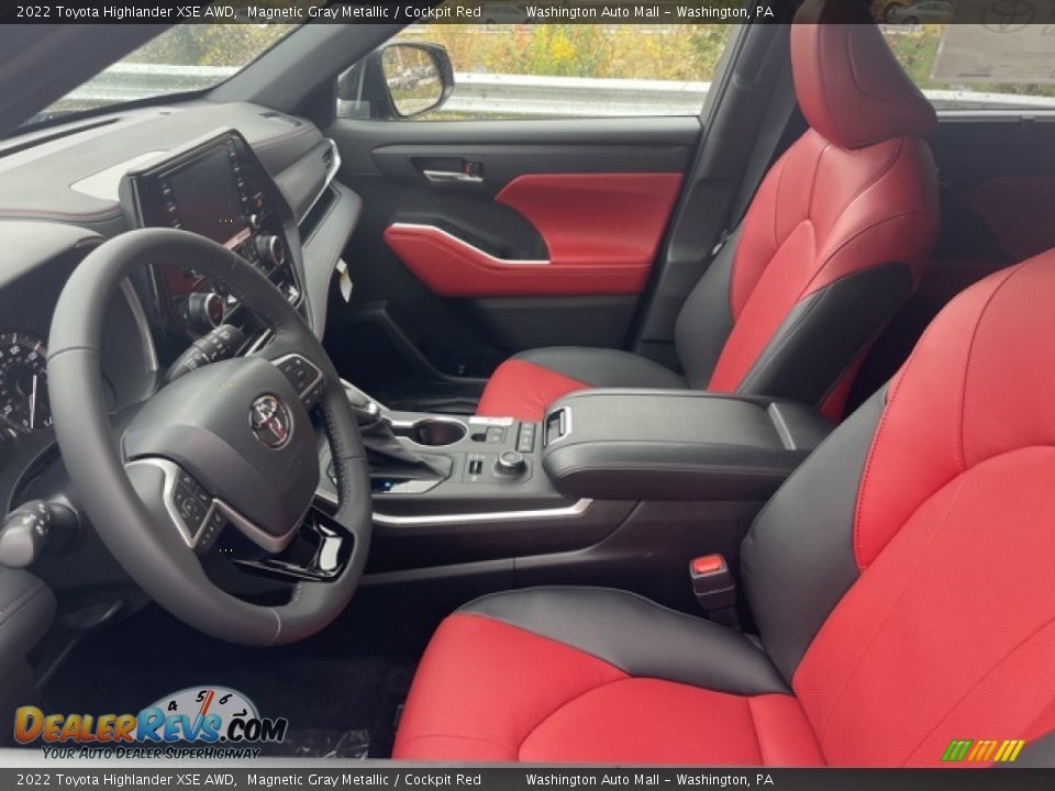 Cockpit Red Interior - 2022 Toyota Highlander XSE AWD Photo #4