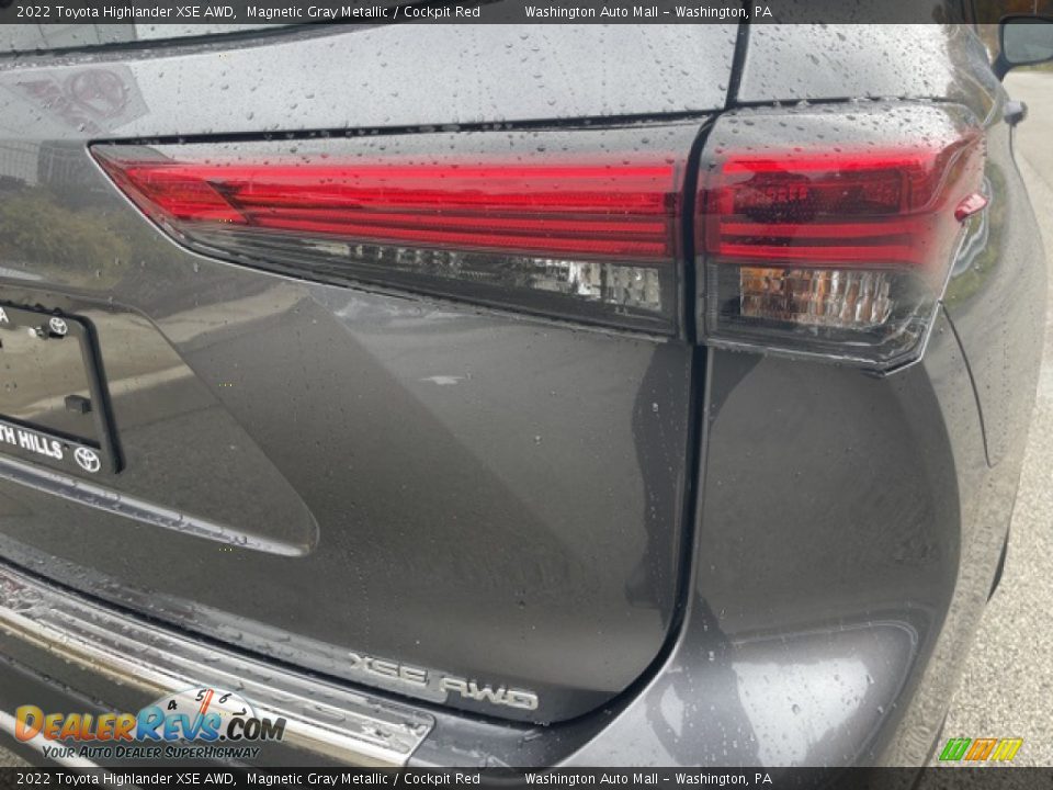 2022 Toyota Highlander XSE AWD Magnetic Gray Metallic / Cockpit Red Photo #28
