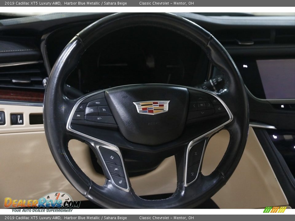 2019 Cadillac XT5 Luxury AWD Steering Wheel Photo #7