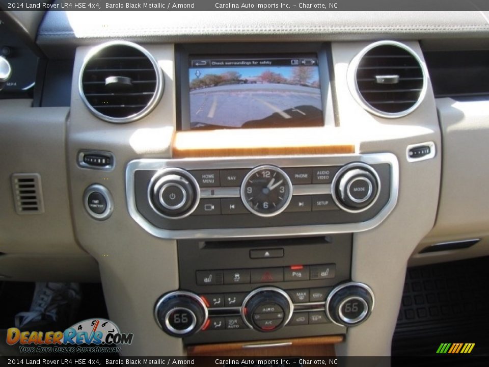 Controls of 2014 Land Rover LR4 HSE 4x4 Photo #16