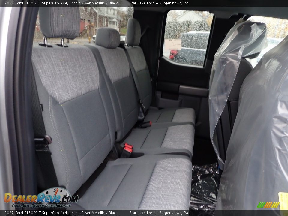 Rear Seat of 2022 Ford F150 XLT SuperCab 4x4 Photo #10