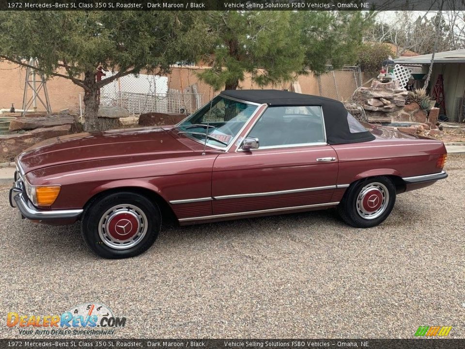 Front 3/4 View of 1972 Mercedes-Benz SL Class 350 SL Roadster Photo #1