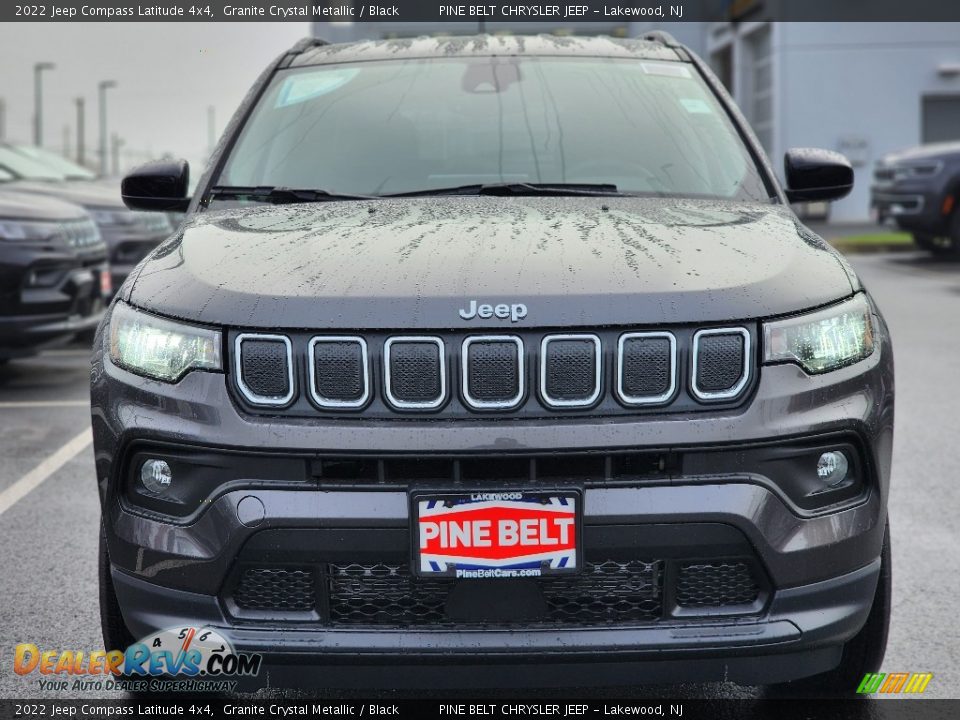 2022 Jeep Compass Latitude 4x4 Granite Crystal Metallic / Black Photo #2