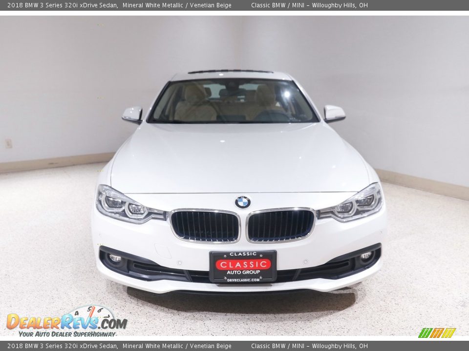 2018 BMW 3 Series 320i xDrive Sedan Mineral White Metallic / Venetian Beige Photo #2