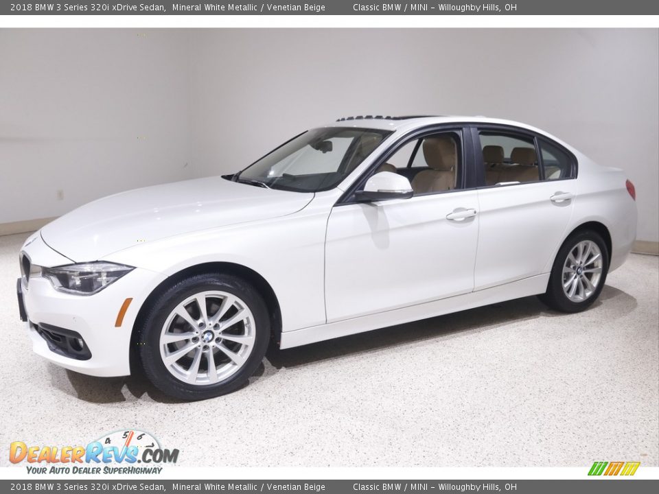 2018 BMW 3 Series 320i xDrive Sedan Mineral White Metallic / Venetian Beige Photo #3