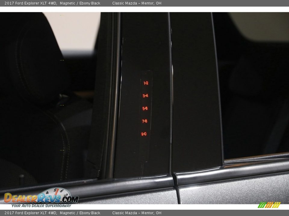 2017 Ford Explorer XLT 4WD Magnetic / Ebony Black Photo #4