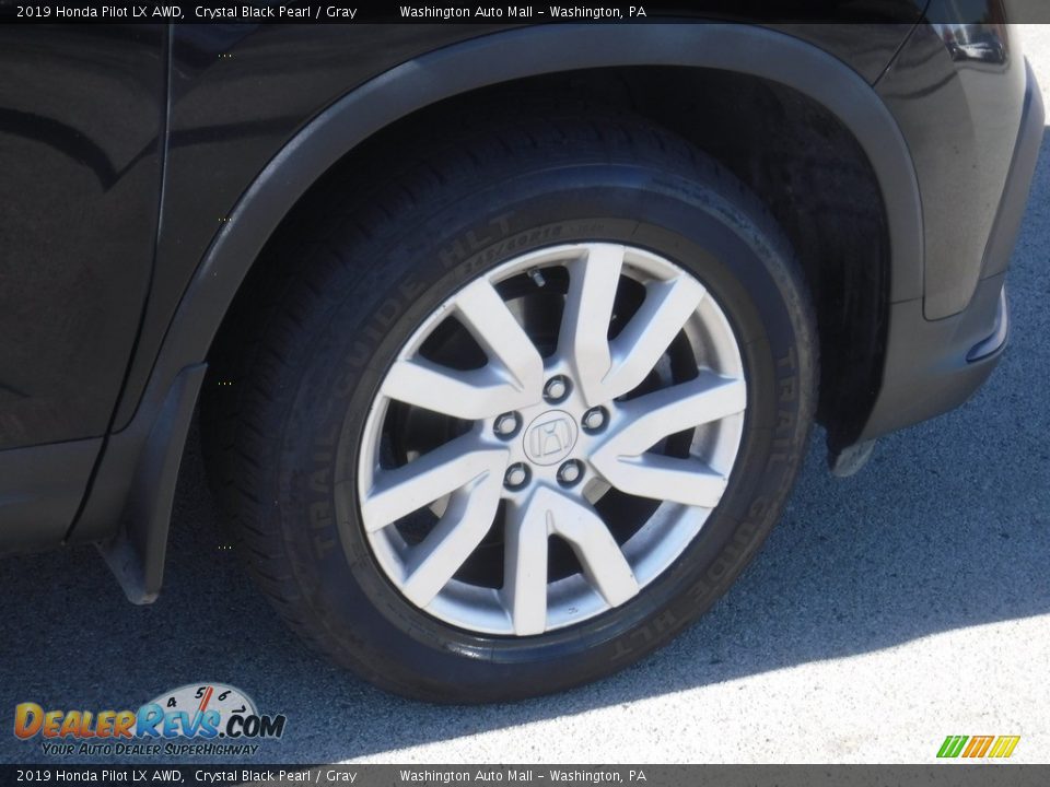 2019 Honda Pilot LX AWD Crystal Black Pearl / Gray Photo #3