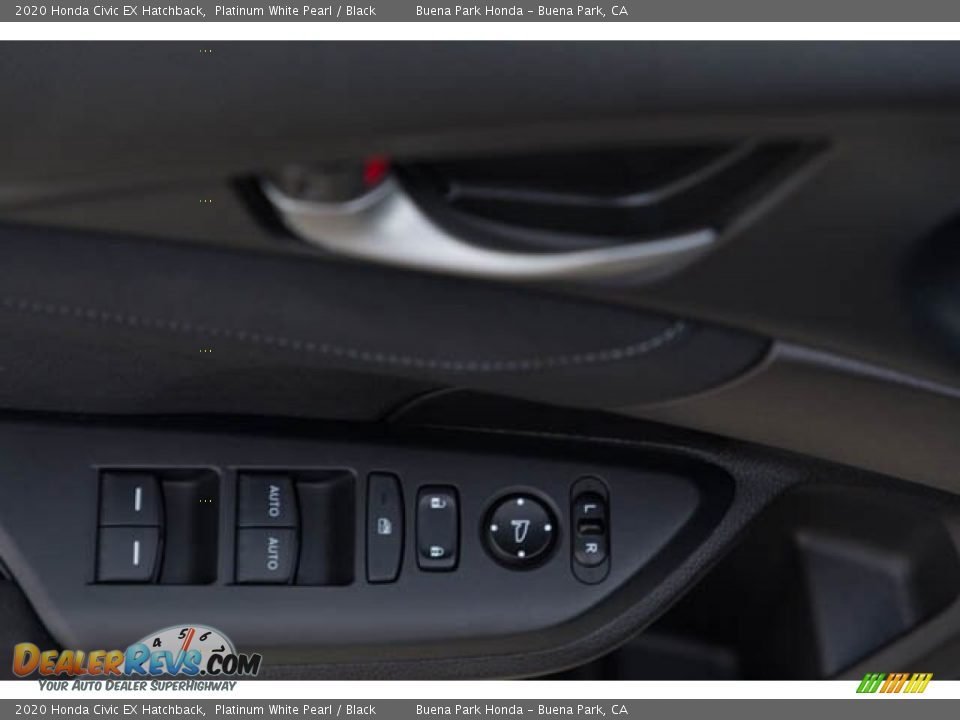 2020 Honda Civic EX Hatchback Platinum White Pearl / Black Photo #31