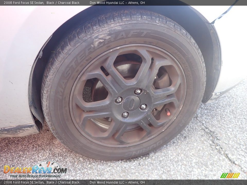 2008 Ford Focus SE Sedan Black / Charcoal Black Photo #12