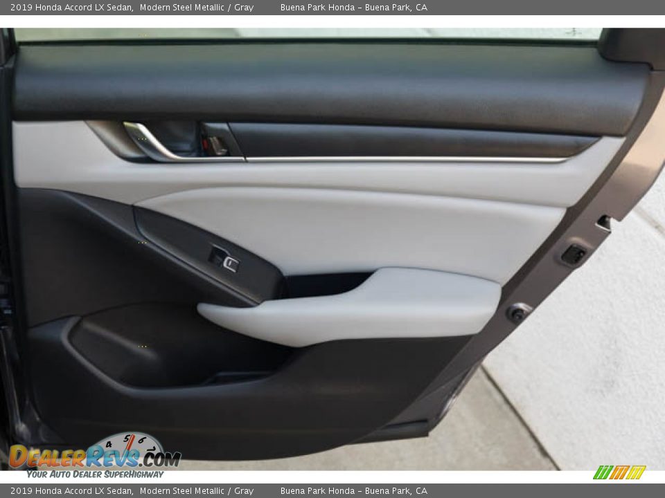 2019 Honda Accord LX Sedan Modern Steel Metallic / Gray Photo #34
