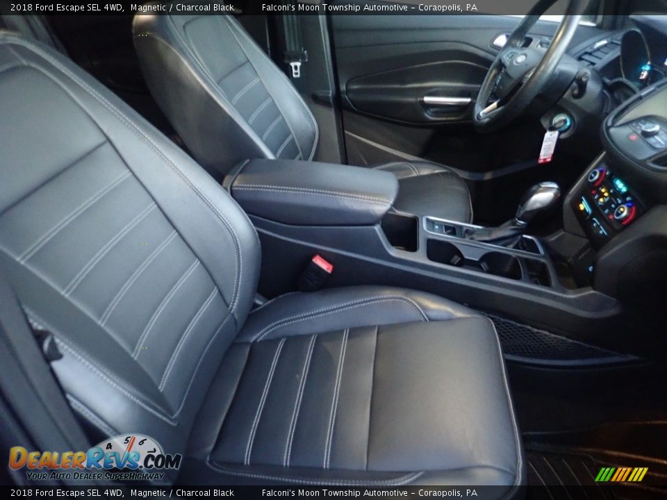 2018 Ford Escape SEL 4WD Magnetic / Charcoal Black Photo #11