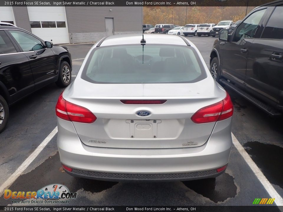 2015 Ford Focus SE Sedan Ingot Silver Metallic / Charcoal Black Photo #9