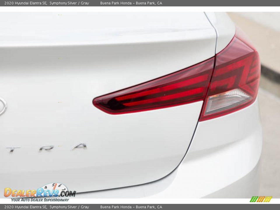 2020 Hyundai Elantra SE Symphony Silver / Gray Photo #11