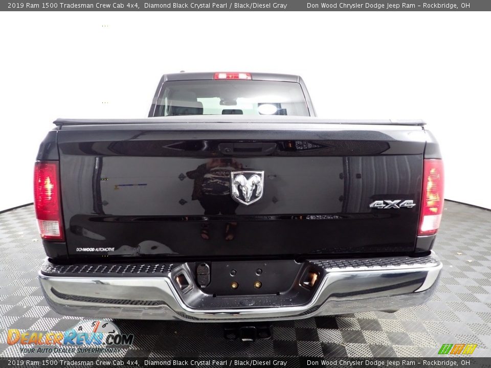 2019 Ram 1500 Tradesman Crew Cab 4x4 Diamond Black Crystal Pearl / Black/Diesel Gray Photo #7
