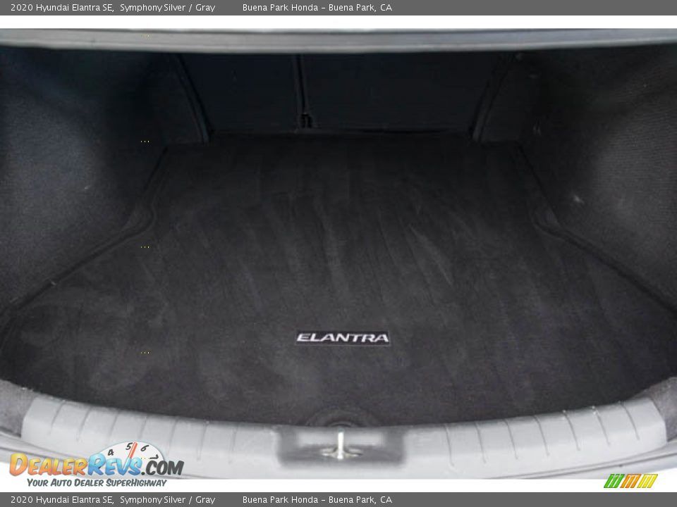 2020 Hyundai Elantra SE Symphony Silver / Gray Photo #19