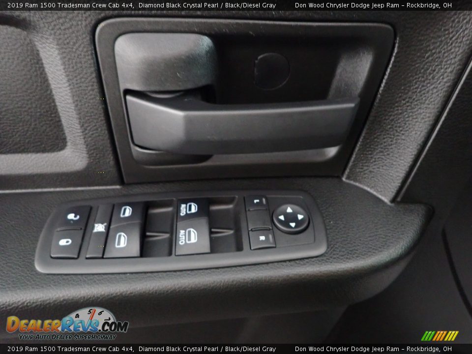 2019 Ram 1500 Tradesman Crew Cab 4x4 Diamond Black Crystal Pearl / Black/Diesel Gray Photo #12