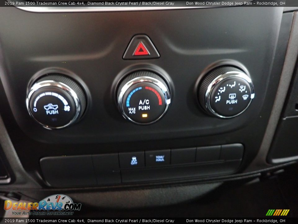 2019 Ram 1500 Tradesman Crew Cab 4x4 Diamond Black Crystal Pearl / Black/Diesel Gray Photo #18