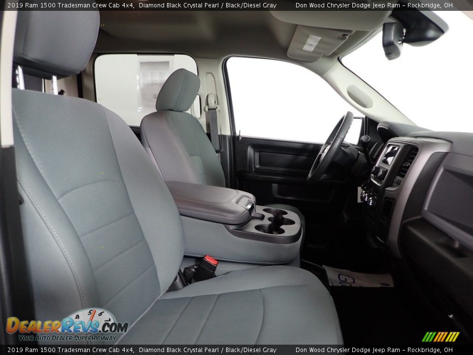2019 Ram 1500 Tradesman Crew Cab 4x4 Diamond Black Crystal Pearl / Black/Diesel Gray Photo #27