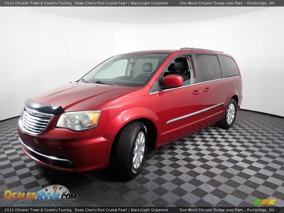 2013 Chrysler Town & Country Touring Deep Cherry Red Crystal Pearl / Black/Light Graystone Photo #5
