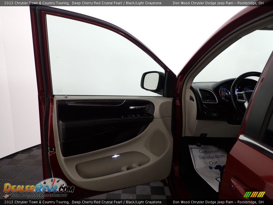 2013 Chrysler Town & Country Touring Deep Cherry Red Crystal Pearl / Black/Light Graystone Photo #10