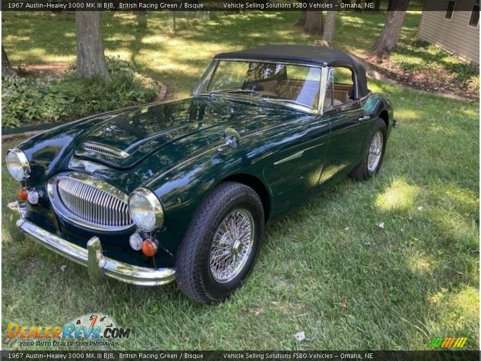 1967 Austin-Healey 3000 MK III BJ8 British Racing Green / Bisque Photo #2