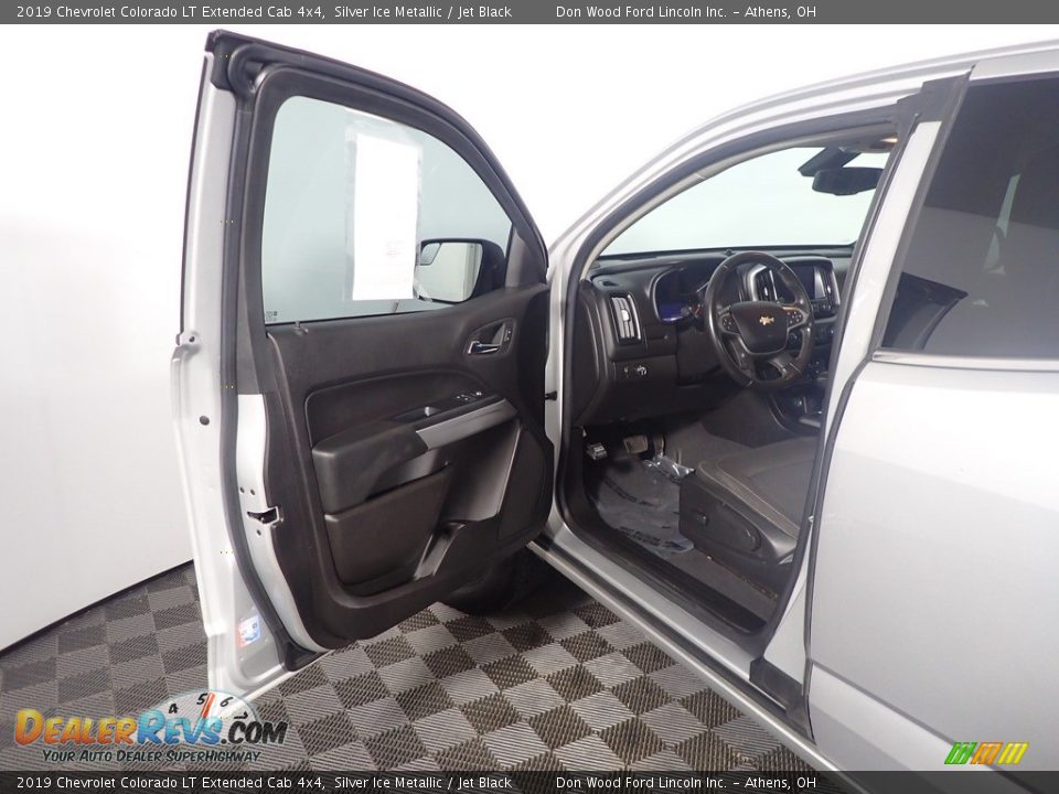 2019 Chevrolet Colorado LT Extended Cab 4x4 Silver Ice Metallic / Jet Black Photo #17