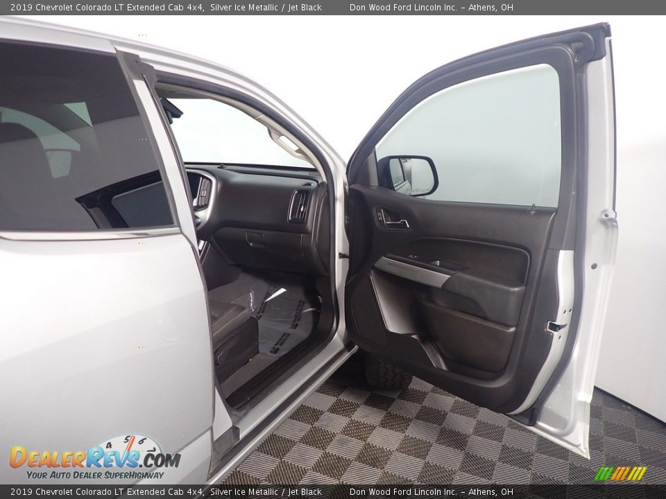 2019 Chevrolet Colorado LT Extended Cab 4x4 Silver Ice Metallic / Jet Black Photo #35