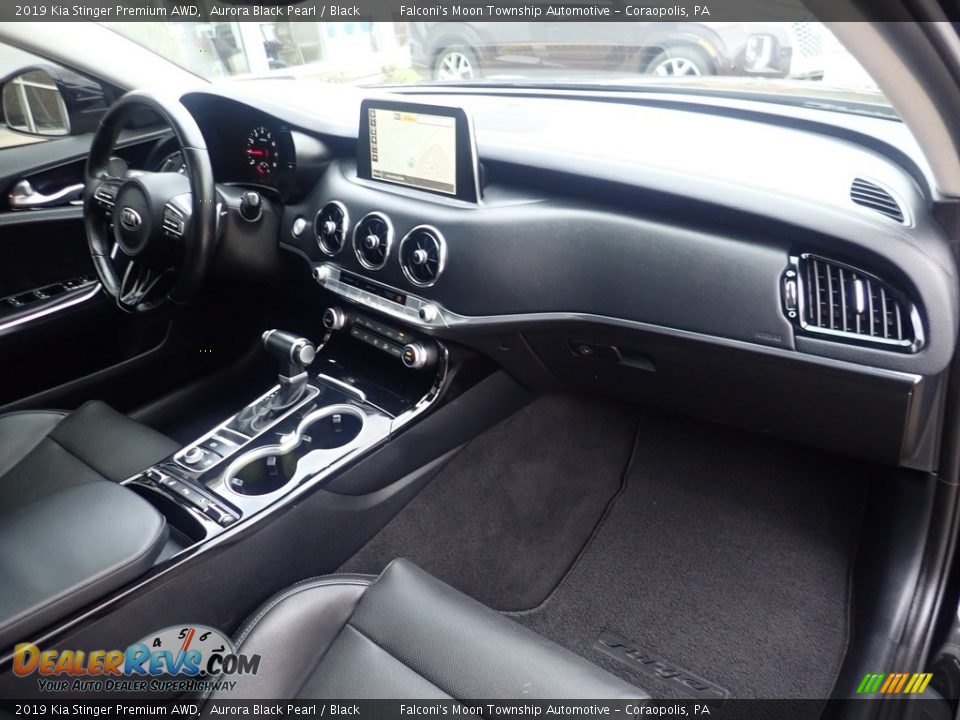 Dashboard of 2019 Kia Stinger Premium AWD Photo #12