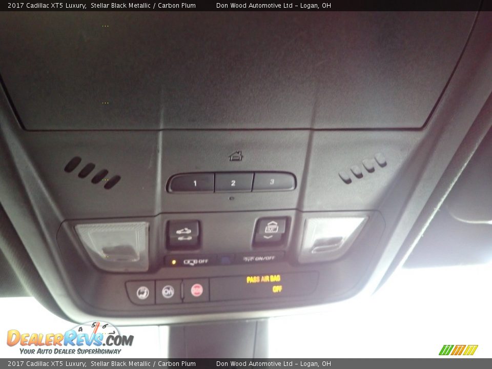 2017 Cadillac XT5 Luxury Stellar Black Metallic / Carbon Plum Photo #24