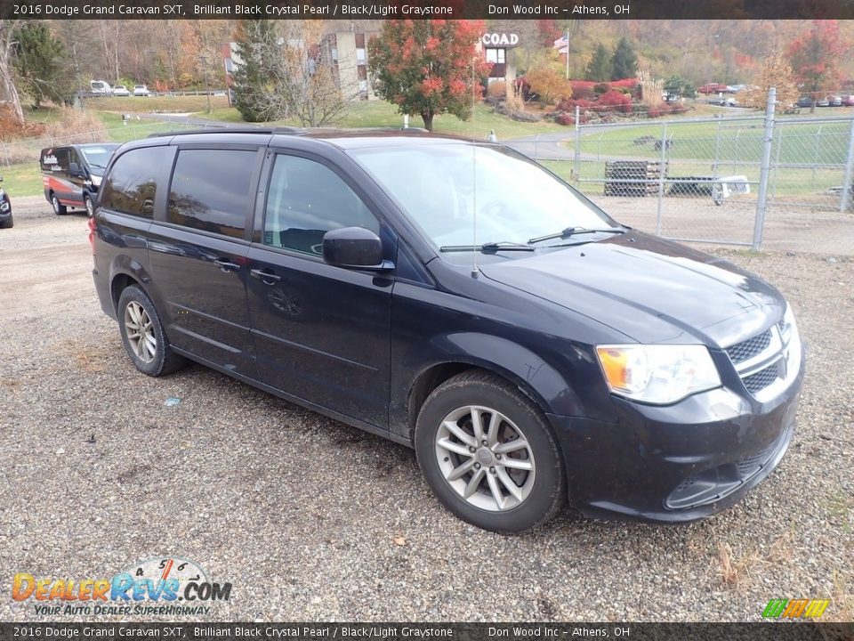 2016 Dodge Grand Caravan SXT Brilliant Black Crystal Pearl / Black/Light Graystone Photo #2