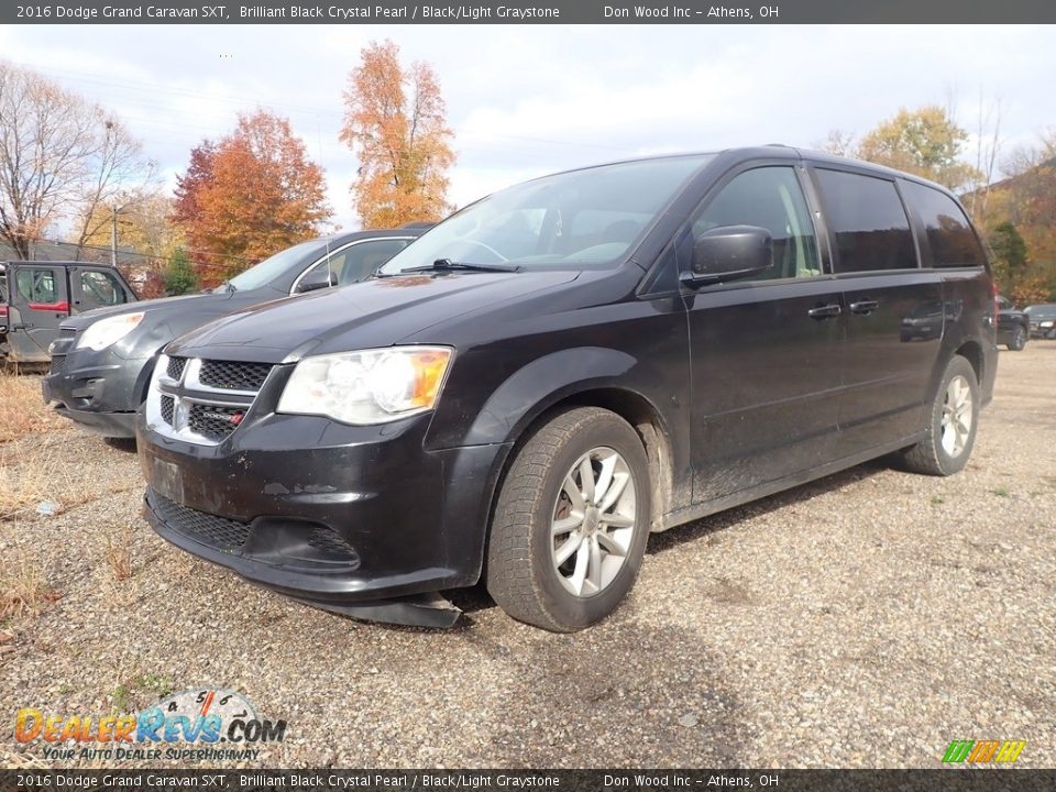 2016 Dodge Grand Caravan SXT Brilliant Black Crystal Pearl / Black/Light Graystone Photo #6