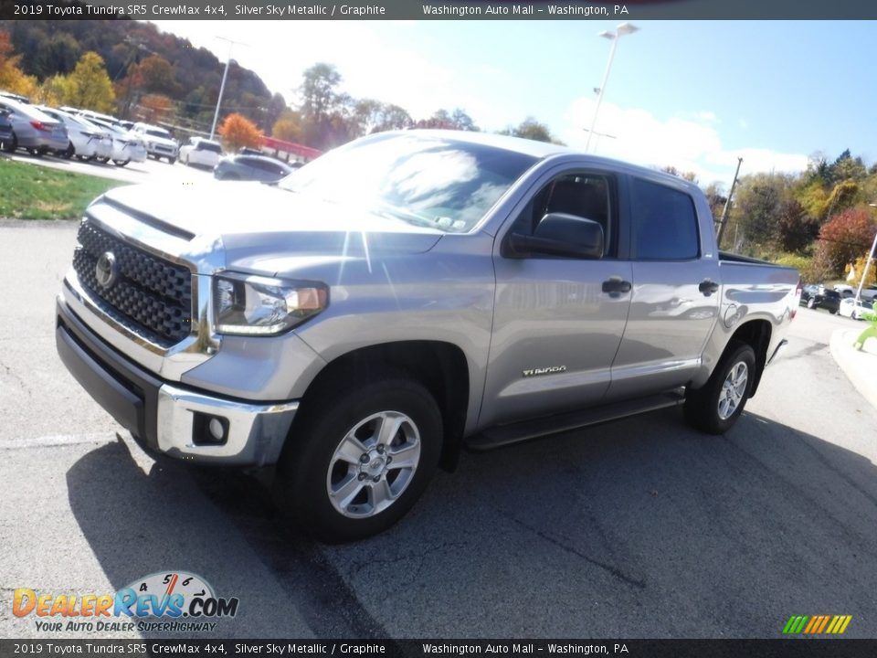 2019 Toyota Tundra SR5 CrewMax 4x4 Silver Sky Metallic / Graphite Photo #14