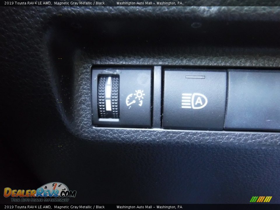 2019 Toyota RAV4 LE AWD Magnetic Gray Metallic / Black Photo #7
