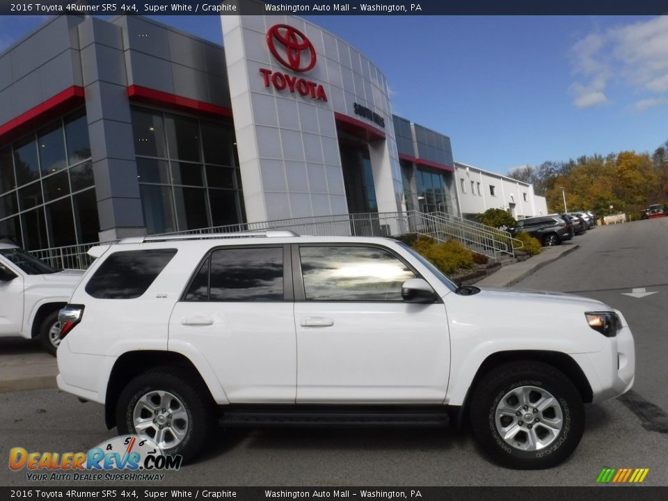 2016 Toyota 4Runner SR5 4x4 Super White / Graphite Photo #2