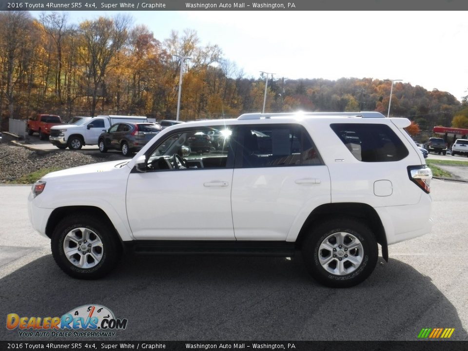 2016 Toyota 4Runner SR5 4x4 Super White / Graphite Photo #16