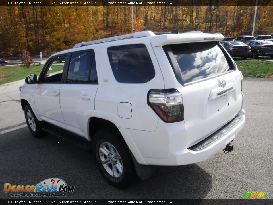 2016 Toyota 4Runner SR5 4x4 Super White / Graphite Photo #18