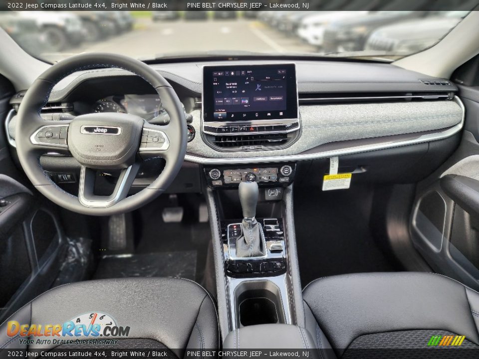 2022 Jeep Compass Latitude 4x4 Bright White / Black Photo #7