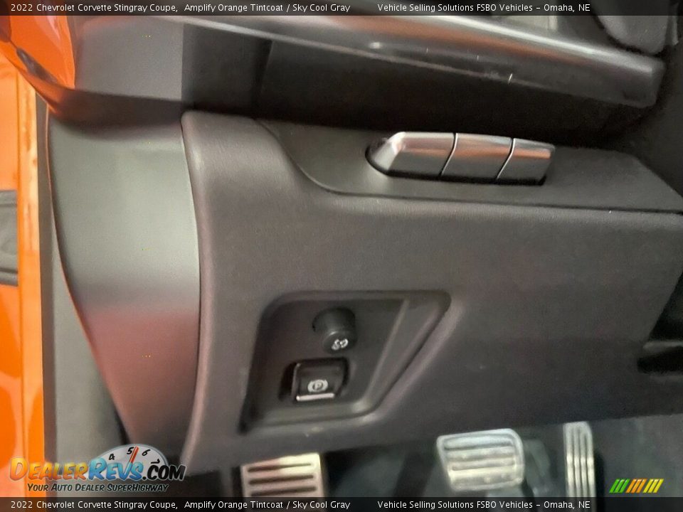 Dashboard of 2022 Chevrolet Corvette Stingray Coupe Photo #28