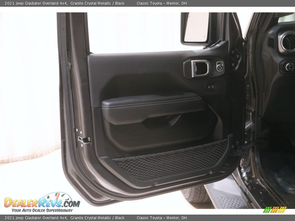 2021 Jeep Gladiator Overland 4x4 Granite Crystal Metallic / Black Photo #4