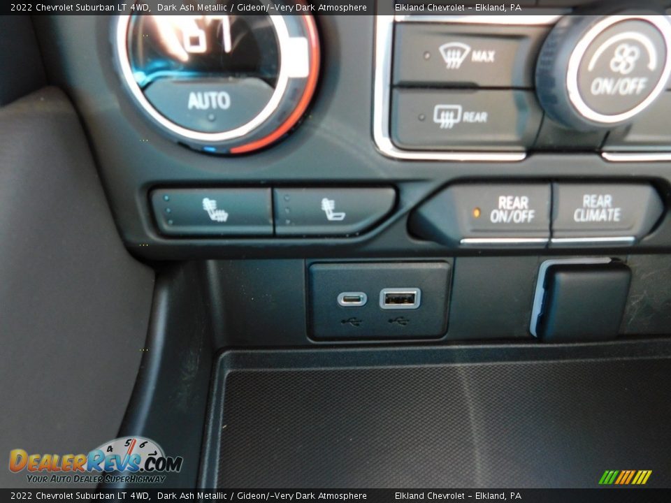 2022 Chevrolet Suburban LT 4WD Dark Ash Metallic / Gideon/­Very Dark Atmosphere Photo #32