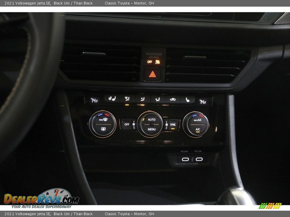 2021 Volkswagen Jetta SE Black Uni / Titan Black Photo #13