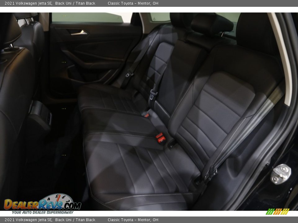2021 Volkswagen Jetta SE Black Uni / Titan Black Photo #17