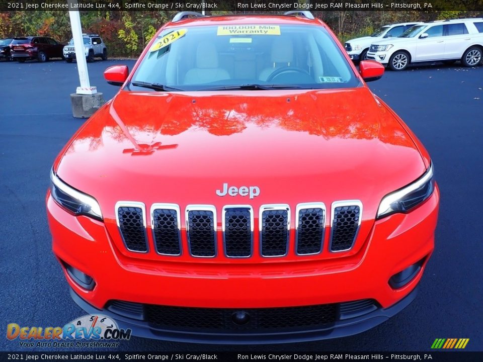 2021 Jeep Cherokee Latitude Lux 4x4 Spitfire Orange / Ski Gray/Black Photo #9