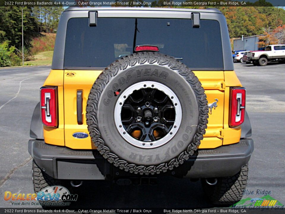 2022 Ford Bronco Badlands 4x4 4-Door Cyber Orange Metallic Tricoat / Black Onyx Photo #5