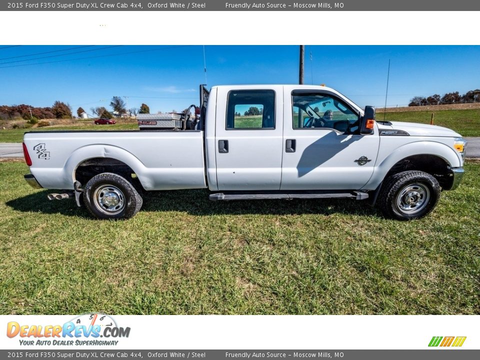 2015 Ford F350 Super Duty XL Crew Cab 4x4 Oxford White / Steel Photo #3