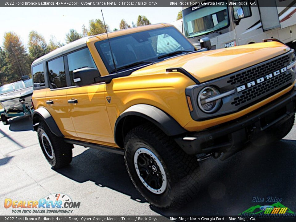 2022 Ford Bronco Badlands 4x4 4-Door Cyber Orange Metallic Tricoat / Black Onyx Photo #28